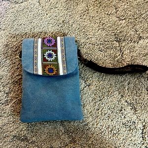 Canvas pouch